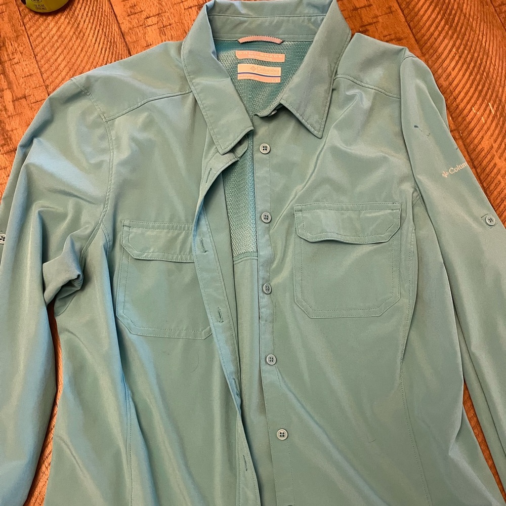 Columbia OMNI-shade Sun protection.